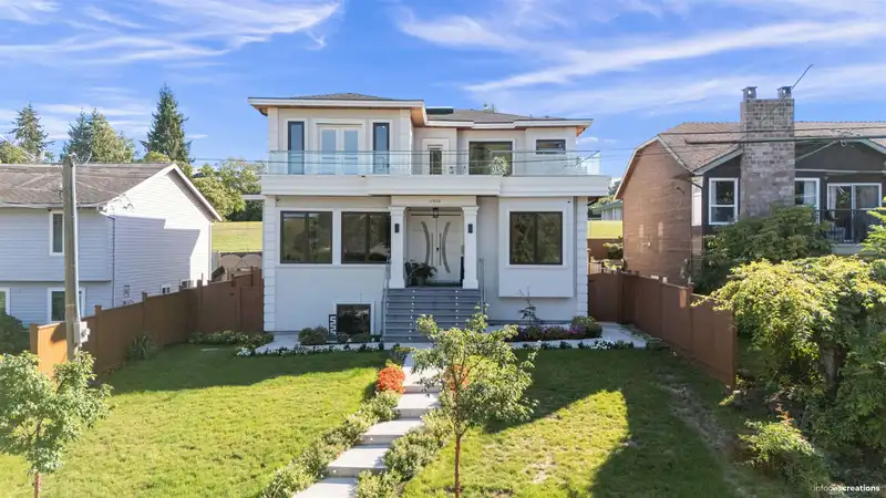 13836 80 AVENUE - photo 1 of 40
