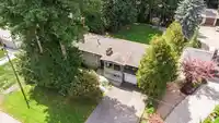 4229 196B STREET - thumbnail 37