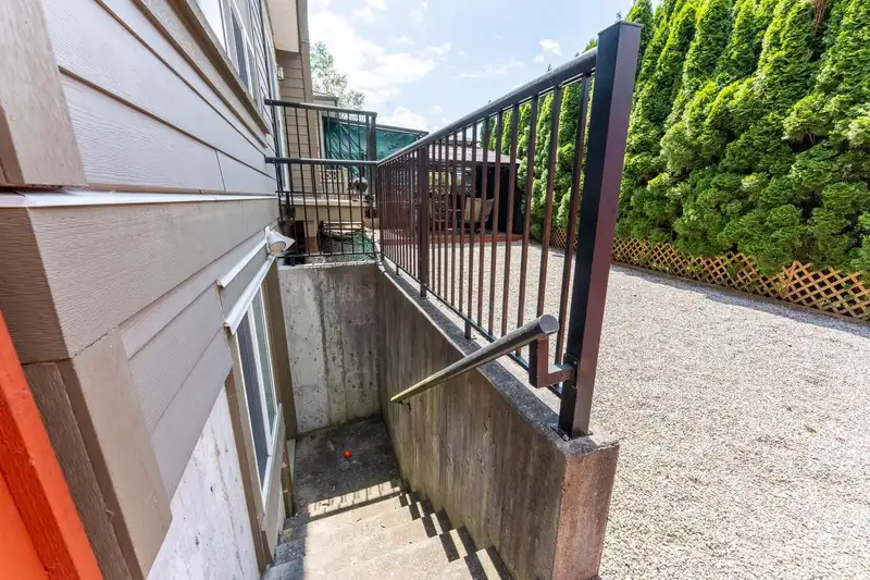 4027 JOSEPH PLACE - photo 4 of 27