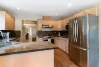 84 RAVINE DRIVE - thumbnail 6