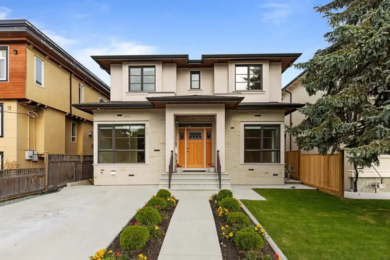 15387 PACIFIC AVENUE - photo 1 of 36