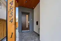 4854 SLOCAN STREET - thumbnail 2