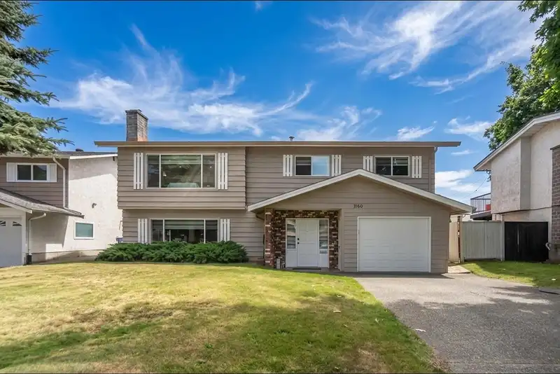 3160 CONSORT COURT - photo 1 of 37