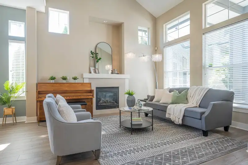 6830 196B STREET - photo 3 of 39
