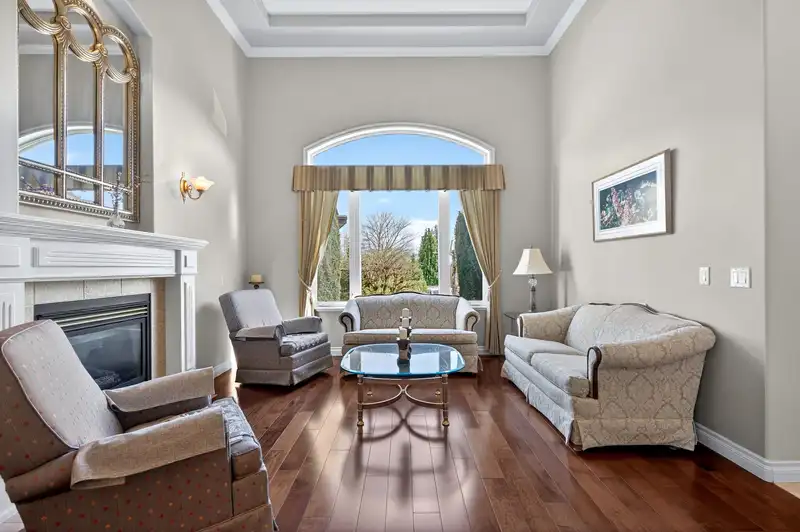 9493 163 STREET - photo 3 of 40