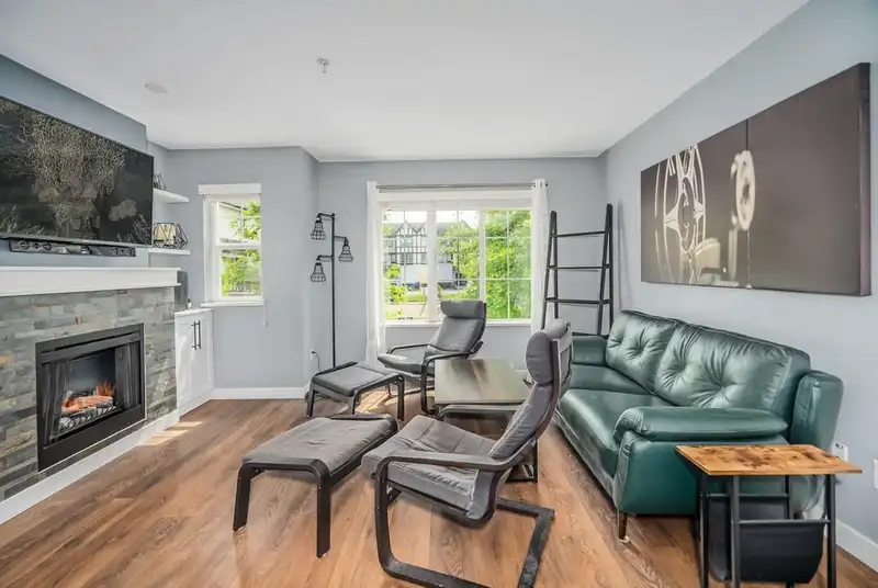 151 20875 80 AVENUE - photo 3 of 37