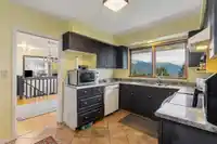556 BALLANTREE ROAD - thumbnail 7