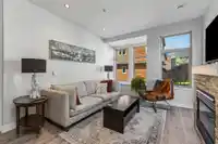 207 116 W 23RD STREET - thumbnail 2