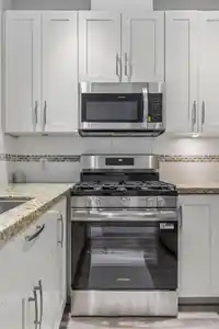207 116 W 23RD STREET - thumbnail 13