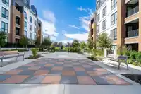 305 8327 201 STREET - thumbnail 38