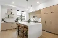 19758 76 AVENUE - thumbnail 2