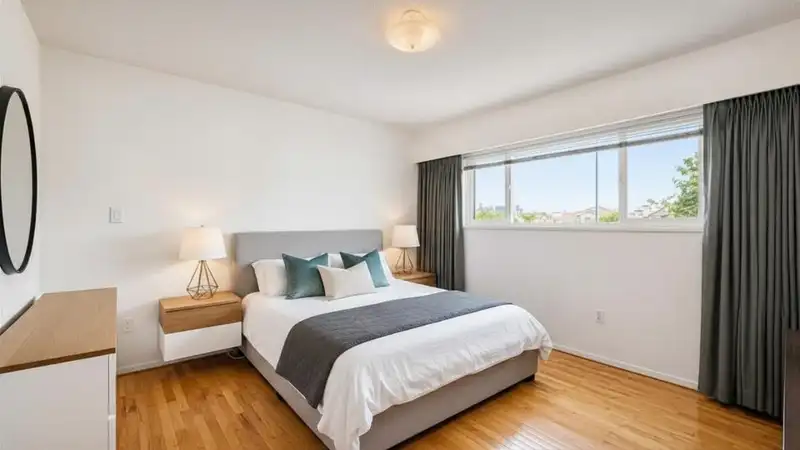 3449 RUPERT STREET - photo 4 of 32