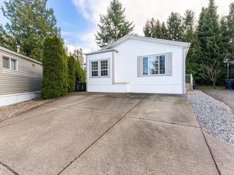 9 1840 160 STREET - photo 4 of 40
