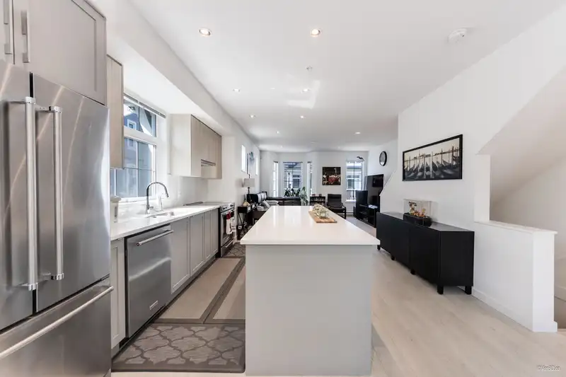 8 2560 PITT RIVER ROAD - photo 4 of 21
