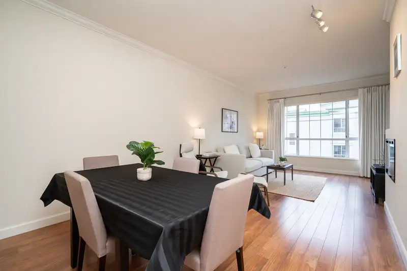 318 2985 PRINCESS CRESCENT - photo 2 of 40