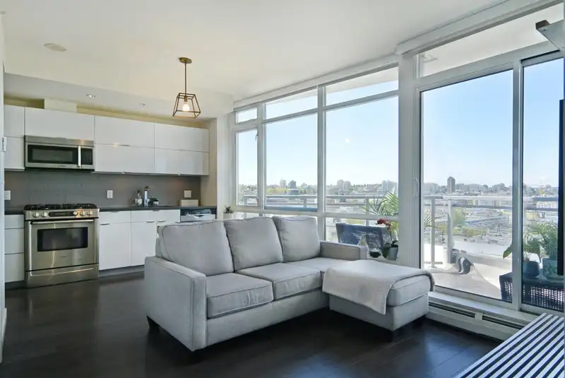 1409 1775 QUEBEC STREET - photo 4 of 22