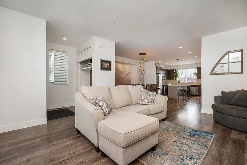 8437 207A STREET - photo 2 of 33
