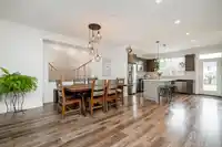 8437 207A STREET - thumbnail 4
