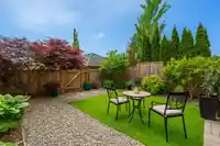 8437 207A STREET - thumbnail 31