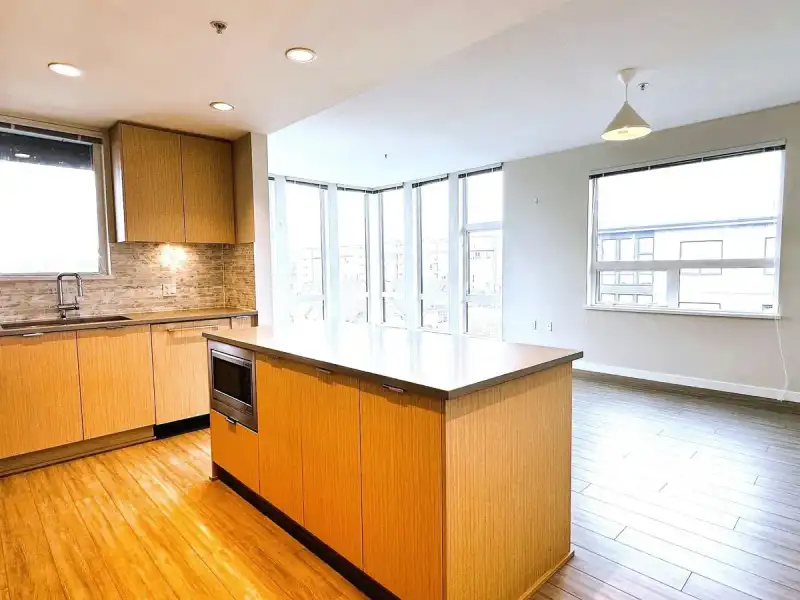 417 9213 ODLIN STREET - photo 1 of 19
