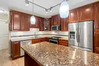 526 8157 207 STREET - thumbnail 15