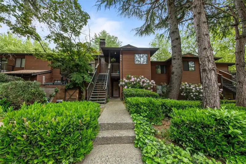 914 10620 150 STREET - photo 1 of 25