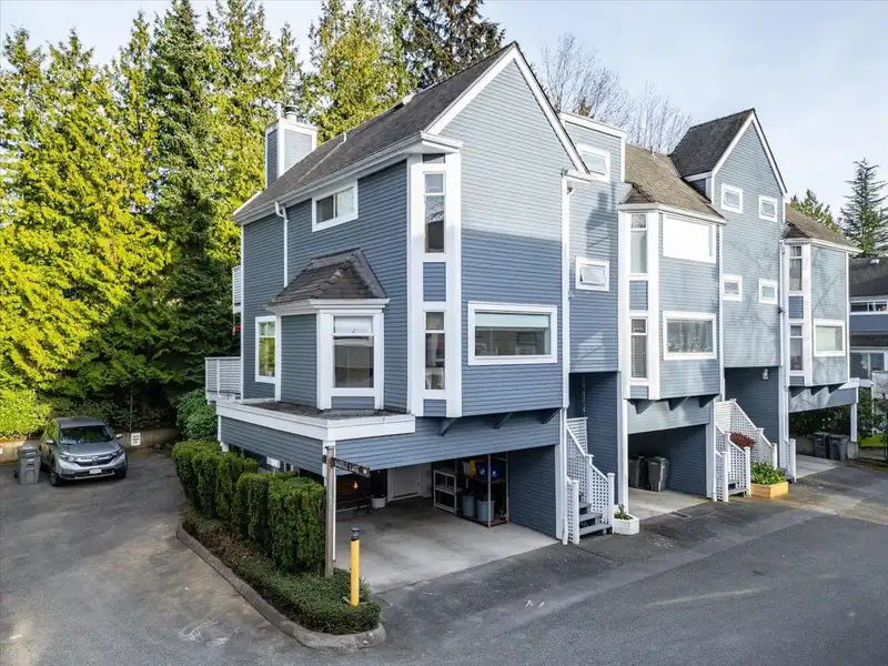7338 FOXHOUND MEWS - photo 2 of 38