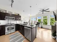 301 20058 FRASER HIGHWAY - thumbnail 4