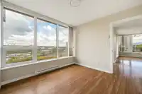 1703 2232 DOUGLAS ROAD - thumbnail 9