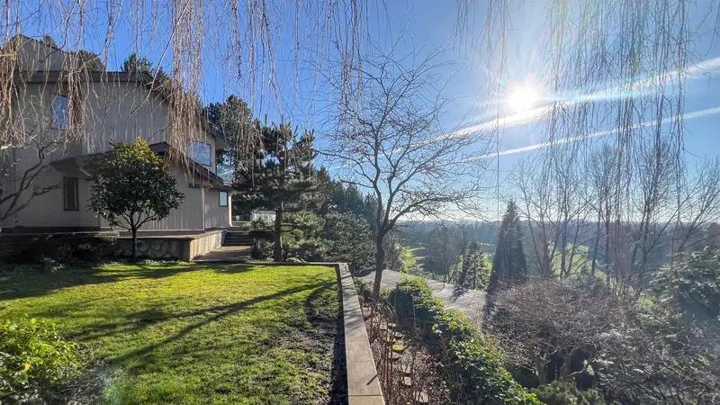 2388 SW MARINE DRIVE - photo 1 of 40