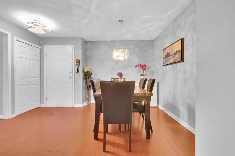 314 7151 121 STREET - photo 4 of 25
