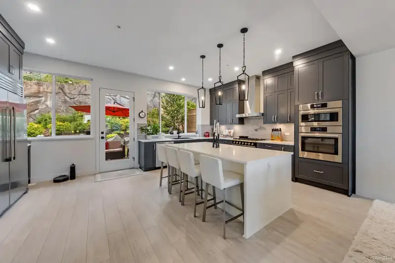 14046 MIER DRIVE - photo 2 of 38