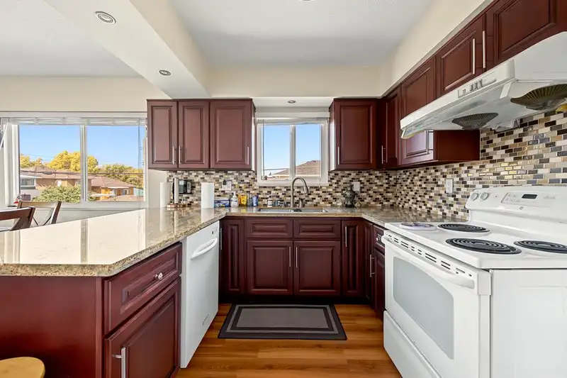 1090 E 35TH AVENUE - photo 4 of 25