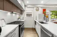 2745 WARD STREET - thumbnail 3