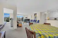 605 7080 ST. ALBANS ROAD - thumbnail 8