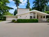 2644 140 STREET - thumbnail 1
