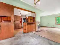 3325 E 49TH AVENUE - thumbnail 7