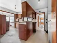 3325 E 49TH AVENUE - thumbnail 9