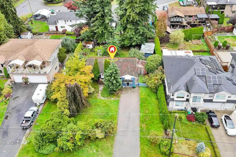 7816 TAULBUT STREET - photo 2 of 3