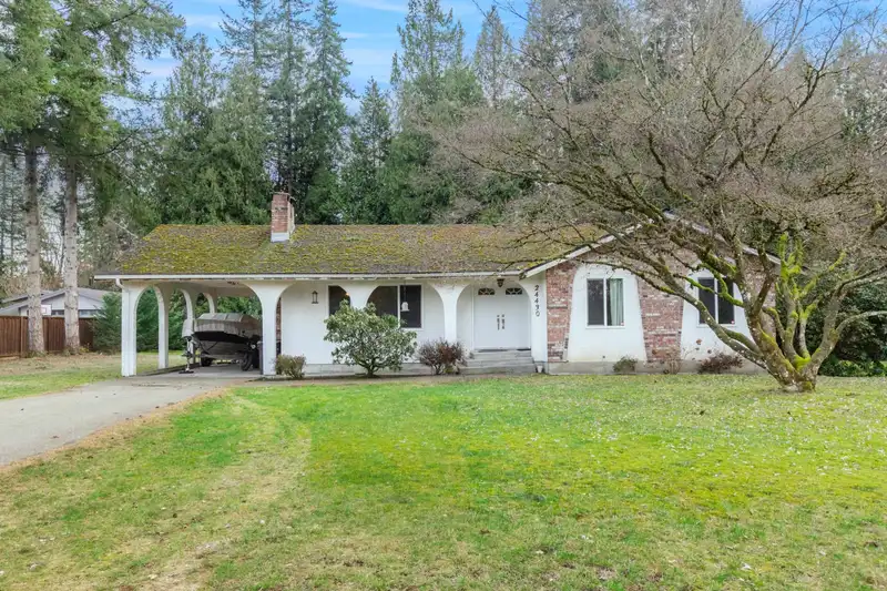 24430 56 AVENUE - photo 1 of 40