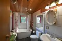 611 GOWER POINT ROAD - thumbnail 10