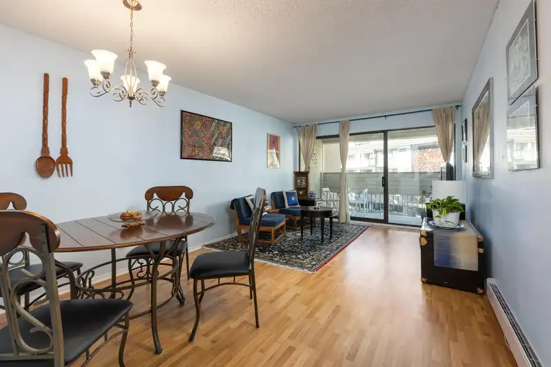 212 8291 PARK ROAD - photo 1 of 20