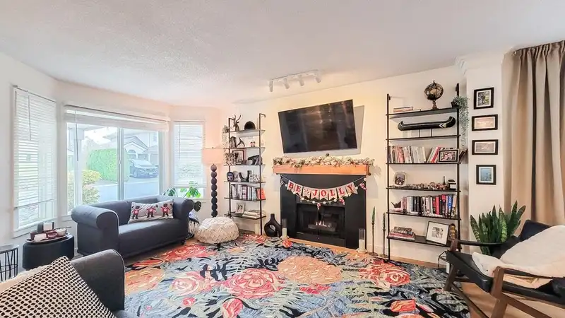 50 9045 WALNUT GROVE DRIVE - photo 3 of 29