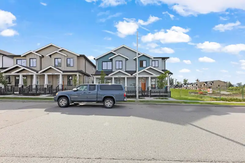 7637 197 STREET - photo 1 of 1