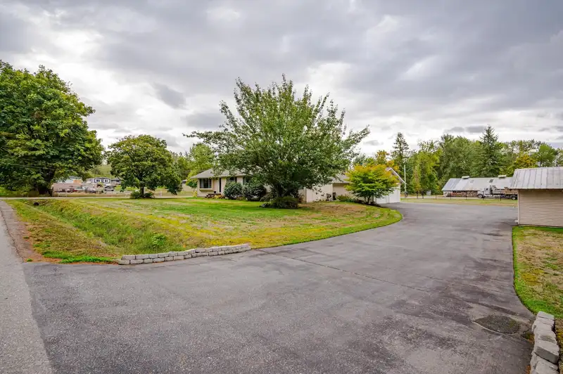 19810 20 AVENUE - photo 1 of 31