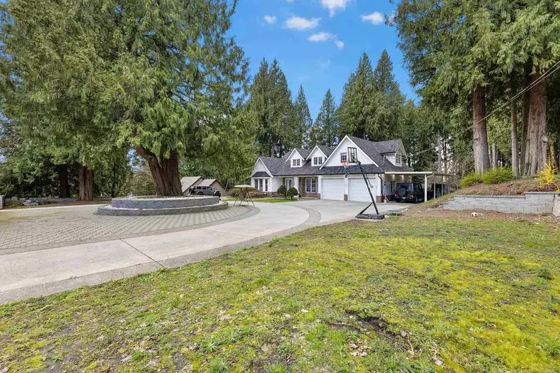 32563 VERDON WAY - photo 4 of 40