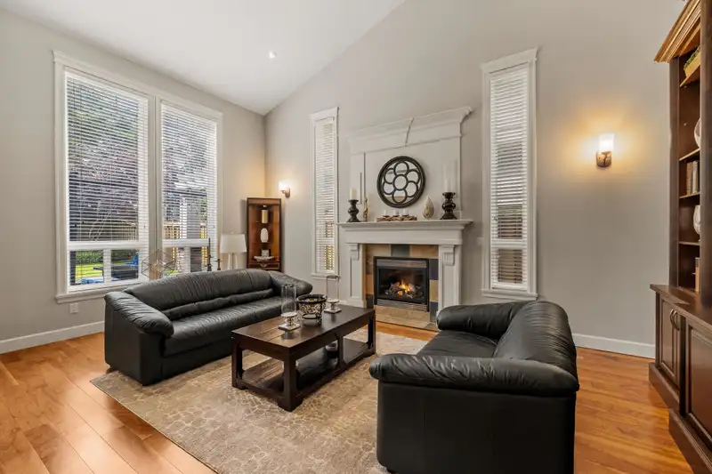 5324 SPETIFORE CRESCENT - photo 4 of 40