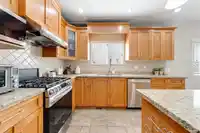 2101 LORRAINE AVENUE - thumbnail 7