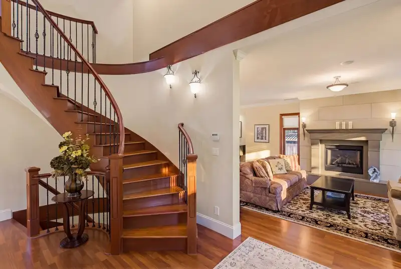 12536 26A AVENUE - photo 4 of 39