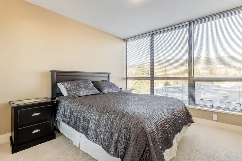 801 2959 GLEN DRIVE - photo 4 of 13